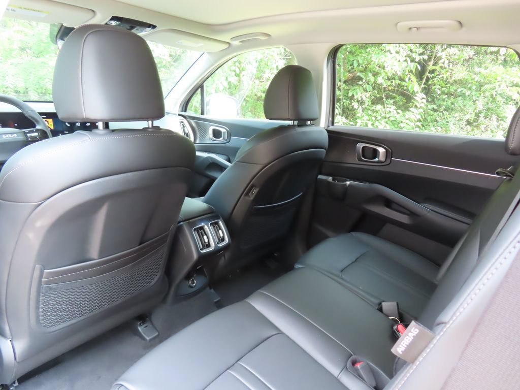 New 2026 Kia Sorento S w/ S Panoramic Sunroof Package FWD image 21