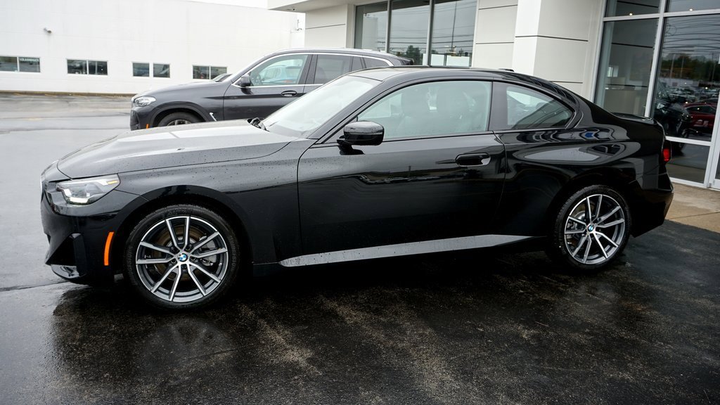 New 2025 BMW 230i xDrive Coupe w/ Convenience Package image 2