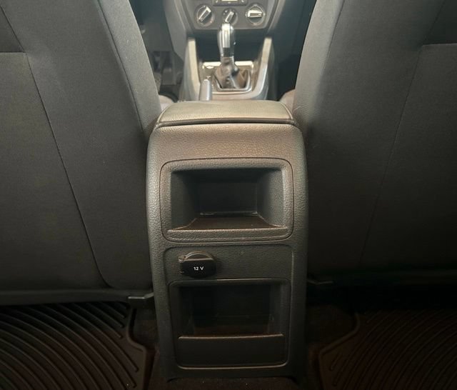 Used 2015 Volkswagen Jetta SE FWD image 17
