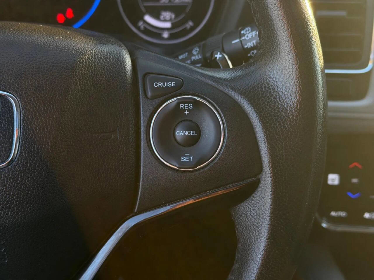 Used 2016 Honda HR-V EX-L image 14