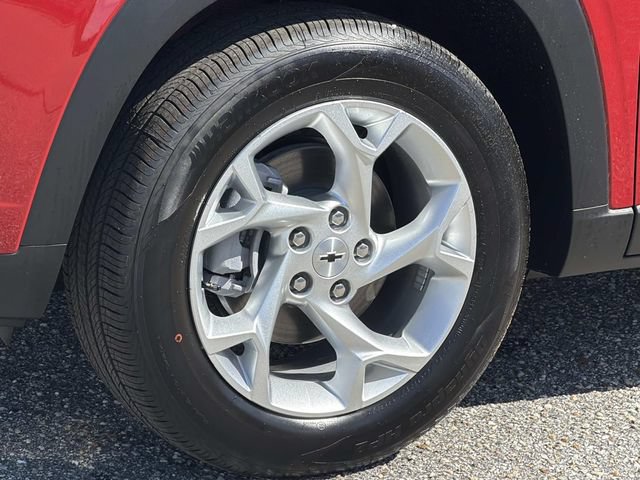 New 2026 Chevrolet Trax LS w/ LS Convenience Package FWD image 18