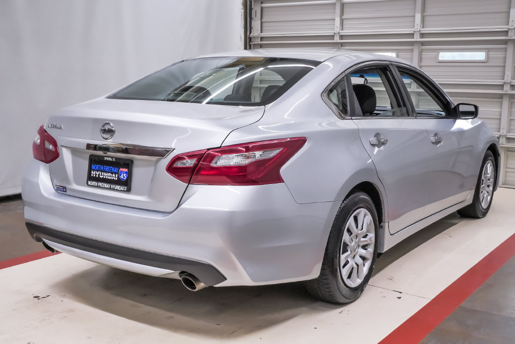 Used 2018 Nissan Altima 2.5 S w/ S Convenience Package FWD image 6