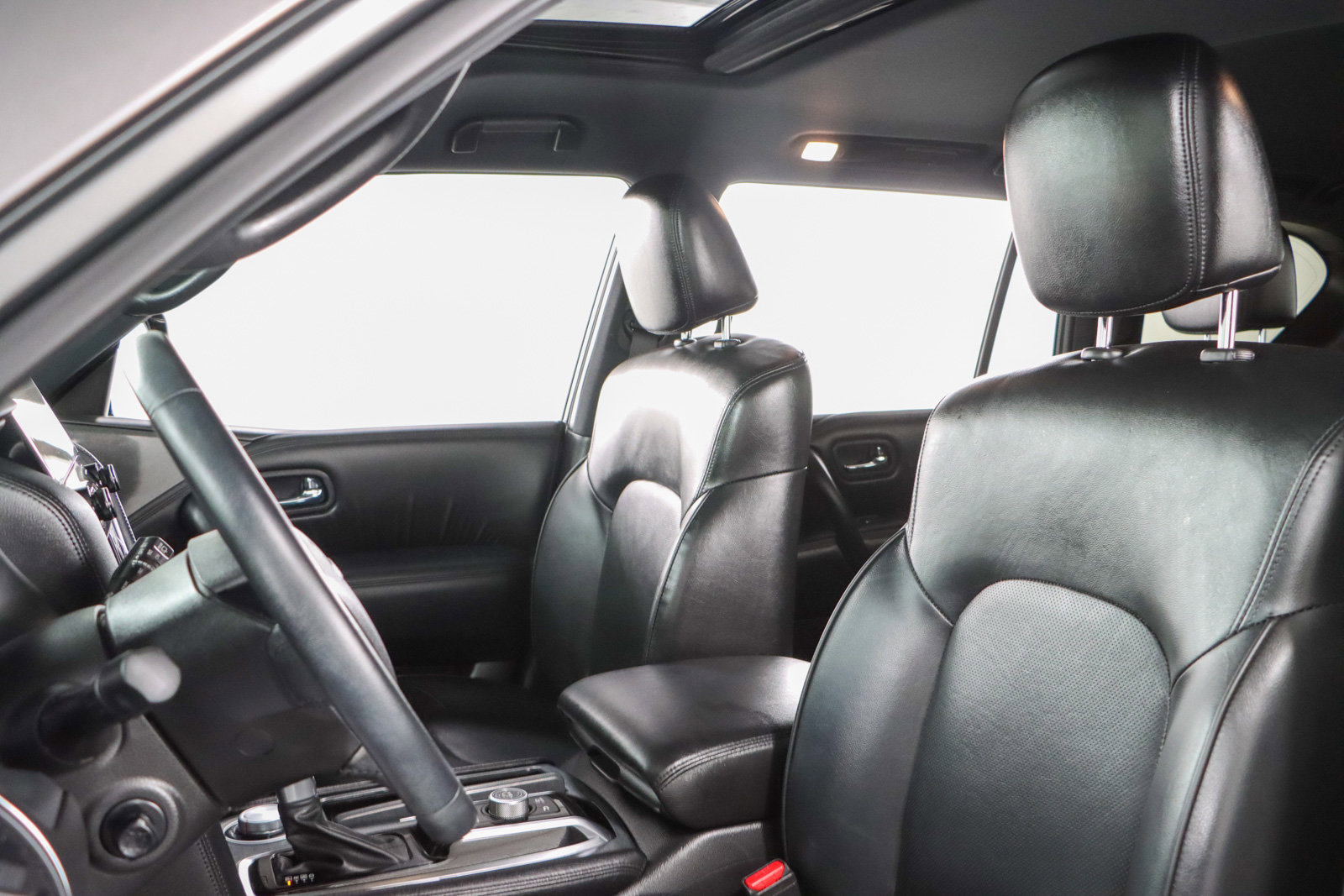 Used 2024 Nissan Armada SL w/ Midnight Edition Package image 25