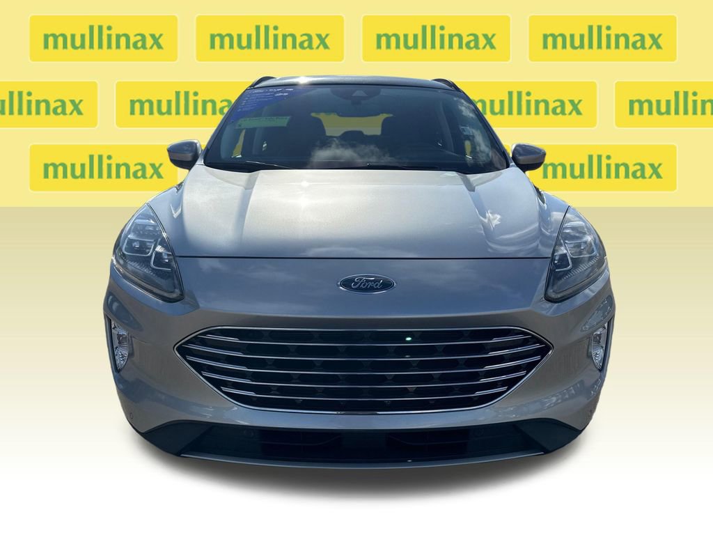 Used 2021 Ford Escape Titanium w/ Titanium Elite Package AWD/4WD image 12