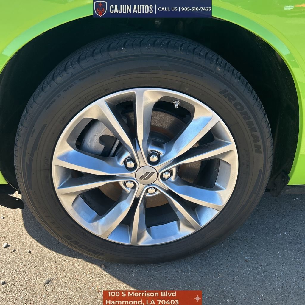 Used 2023 Dodge Challenger SXT AWD/4WD image 7