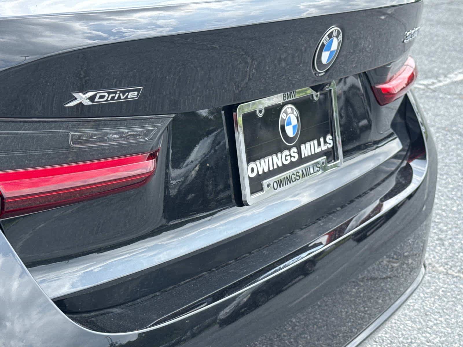 New 2026 BMW 330i xDrive Sedan w/ Premium Package AWD/4WD image 11