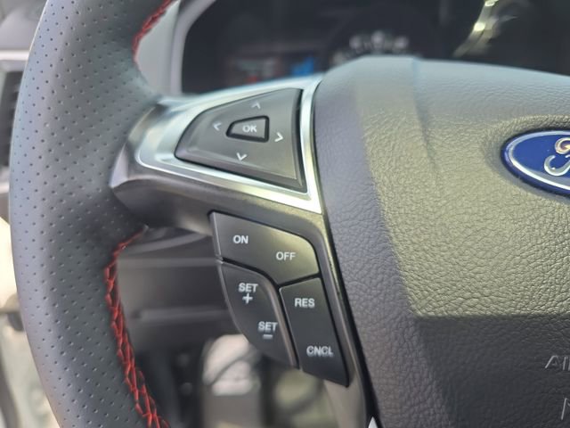 Certified 2024 Ford Edge ST-Line AWD/4WD image 19