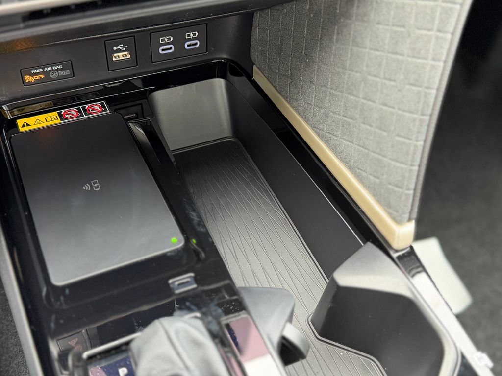 New 2026 Toyota Camry XLE w/ Premium Package image 19