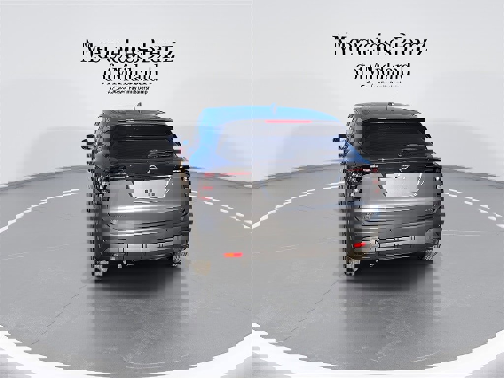 Used 2025 Nissan Kicks S image 7