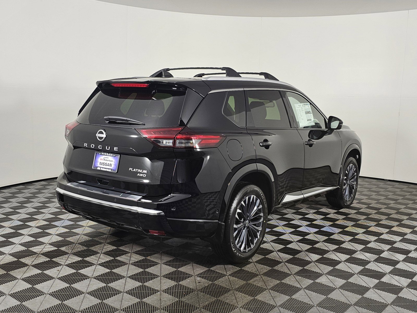 New 2026 Nissan Rogue Platinum w/ Platinum Premium Package image 3