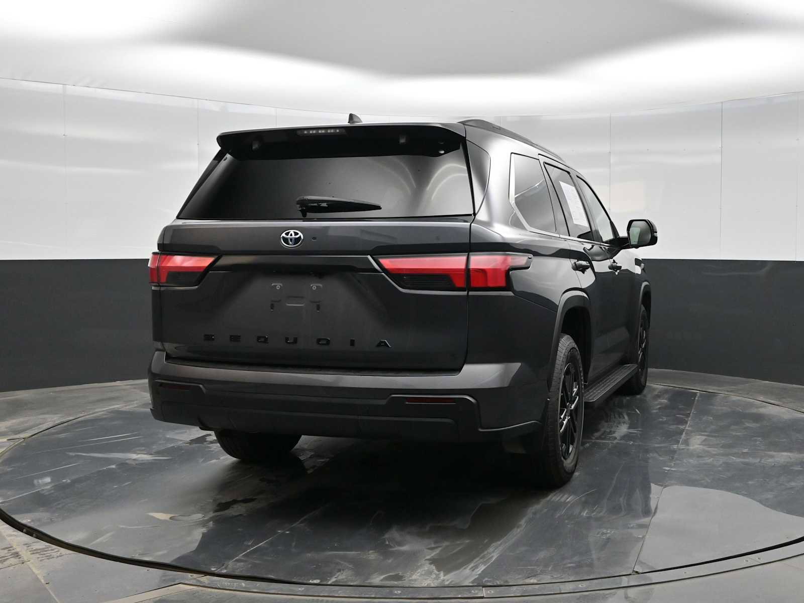 Used 2024 Toyota Sequoia SR5 image 7
