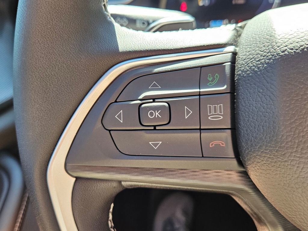 New 2025 Jeep Grand Cherokee Laredo X w/ Luxury Tech Group I image 22