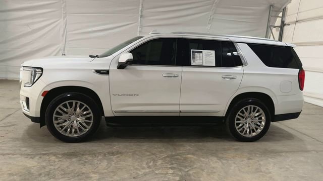 Used 2022 GMC Yukon SLT w/ SLT Premium Package image 5