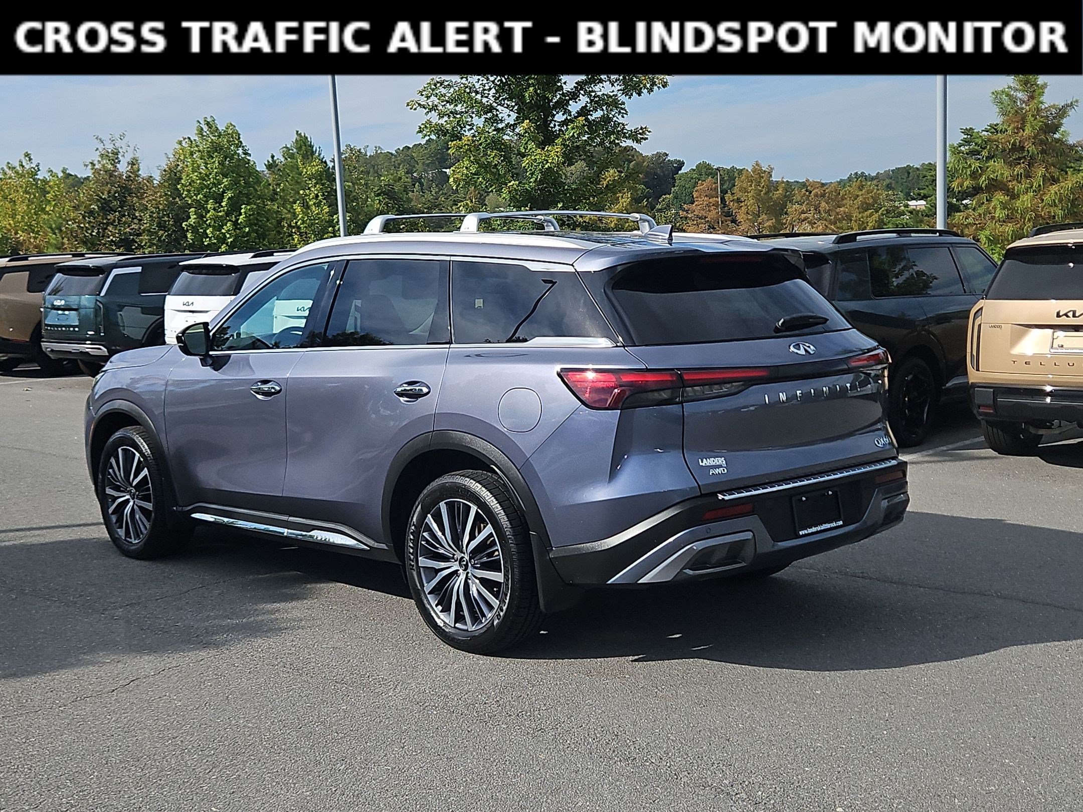Used 2024 INFINITI QX60 Sensory w/ Vision Package AWD/4WD image 5