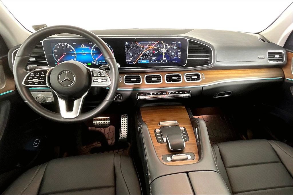 Certified 2023 Mercedes-Benz GLS 450 4MATIC image 13