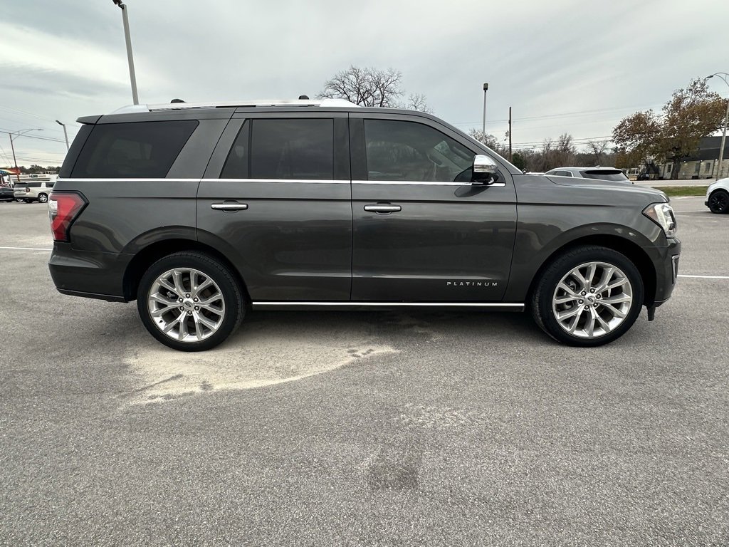 Used 2019 Ford Expedition Platinum image 5