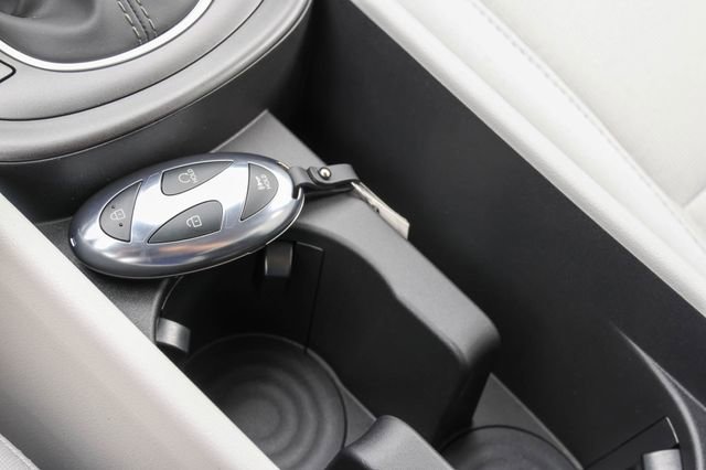 New 2026 Hyundai Kona SE FWD image 15