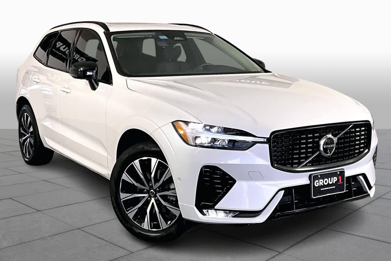 Used 2024 Volvo XC60 B5 Plus w/ Protection Package Premier image 3
