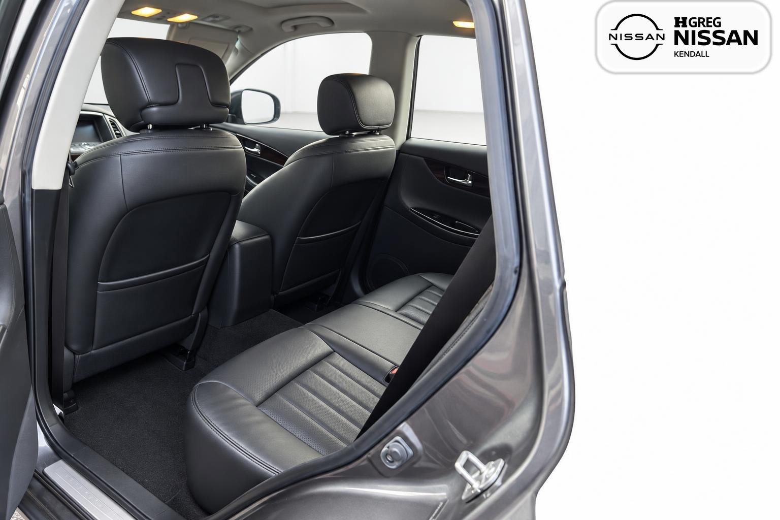 Used 2016 INFINITI QX50 AWD w/ Deluxe Touring Package image 12