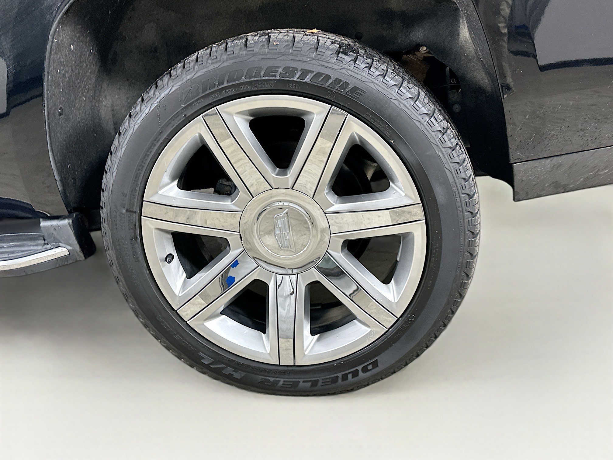 Used 2019 Cadillac Escalade Premium Luxury image 42