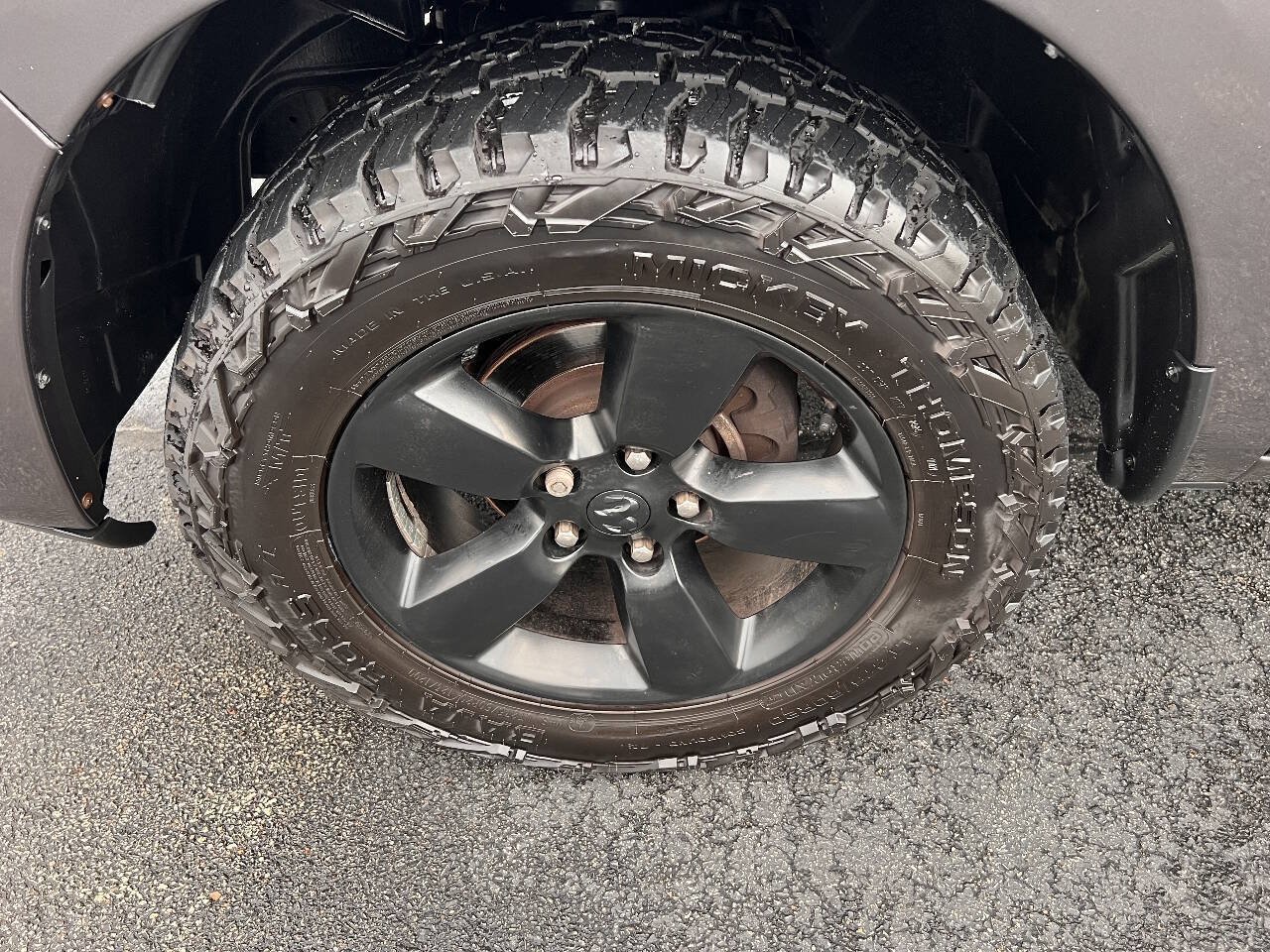 Used 2021 RAM 1500 Express w/ Wheel & Sound Group AWD/4WD image 9