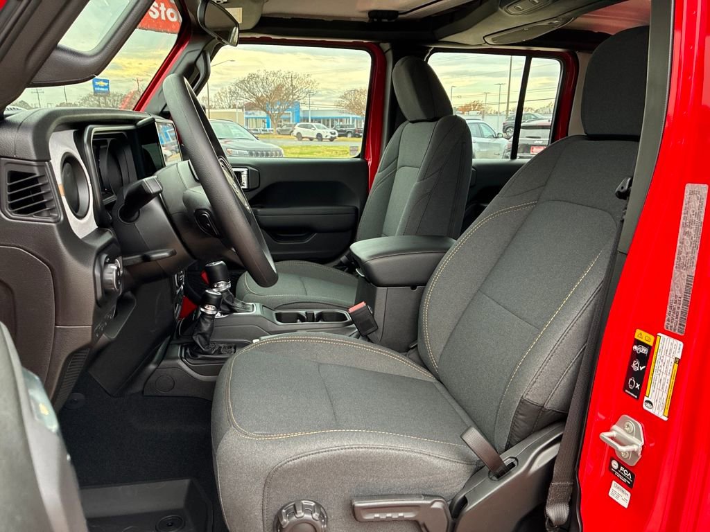 New 2026 Jeep Gladiator Sport image 10