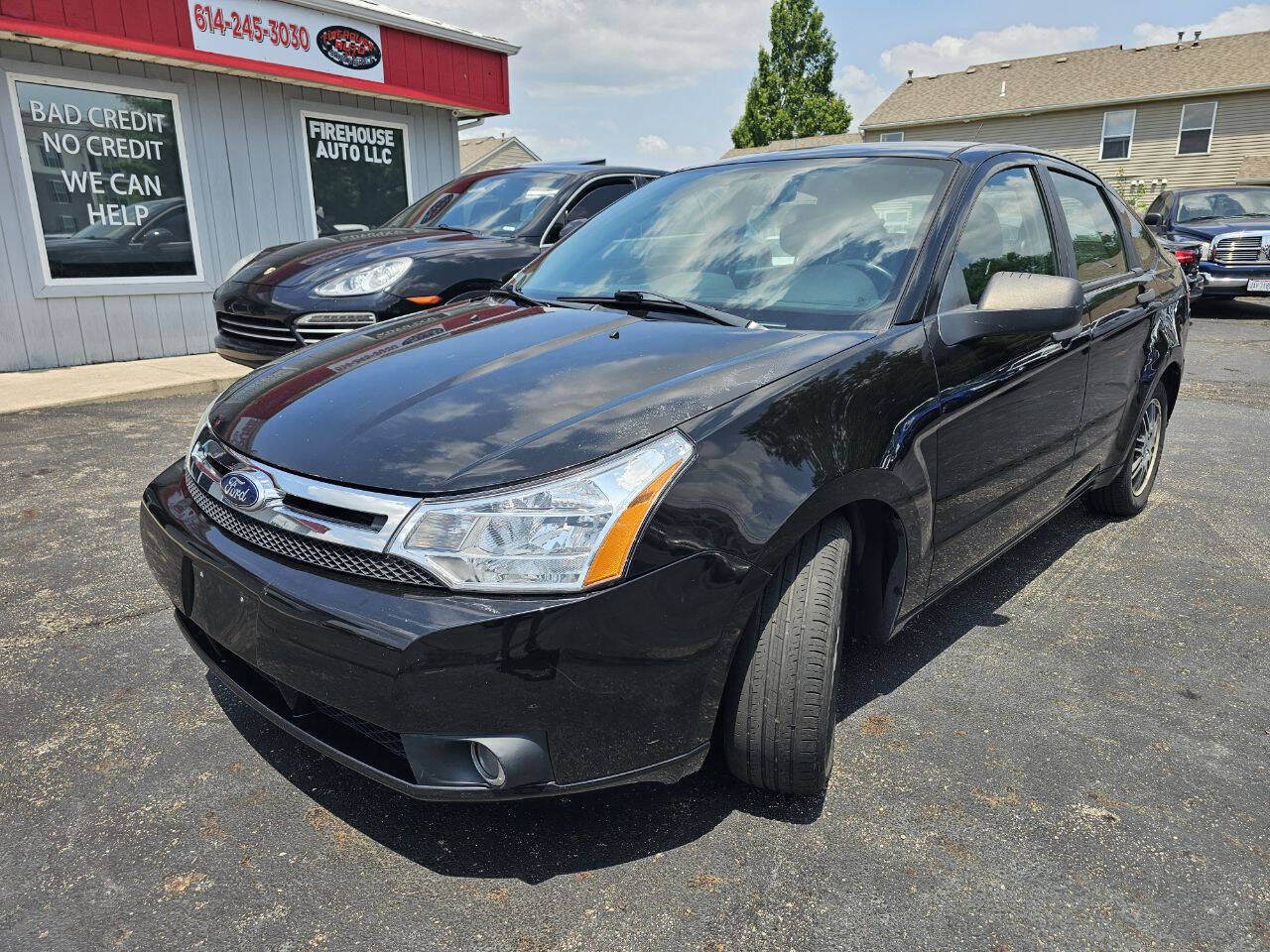 Used 2011 Ford Focus SE w/ 201A Rapid Spec Order Code FWD image 1