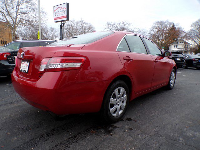 Used 2011 Toyota Camry LE image 7
