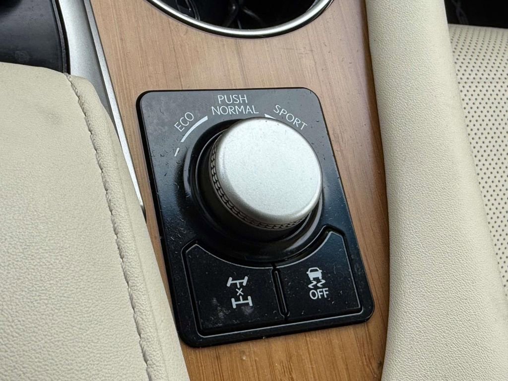 Used 2017 Lexus RX 350 AWD image 25