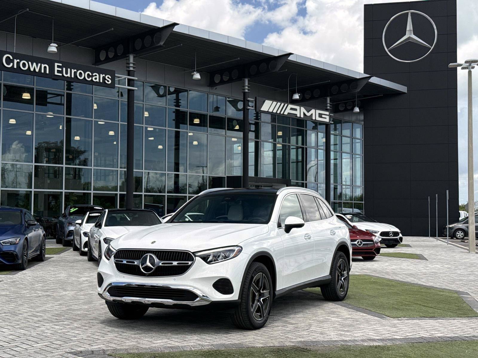 New 2027 Mercedes-Benz GLC 300 image 1