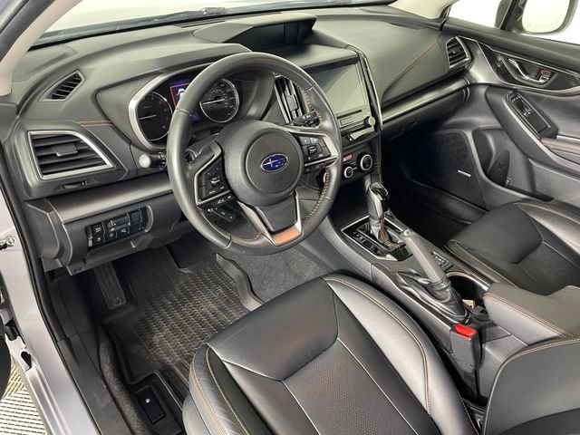 Used 2020 Subaru Crosstrek 2.0i Limited w/ Moonroof Package w/Navigation AWD/4WD image 3