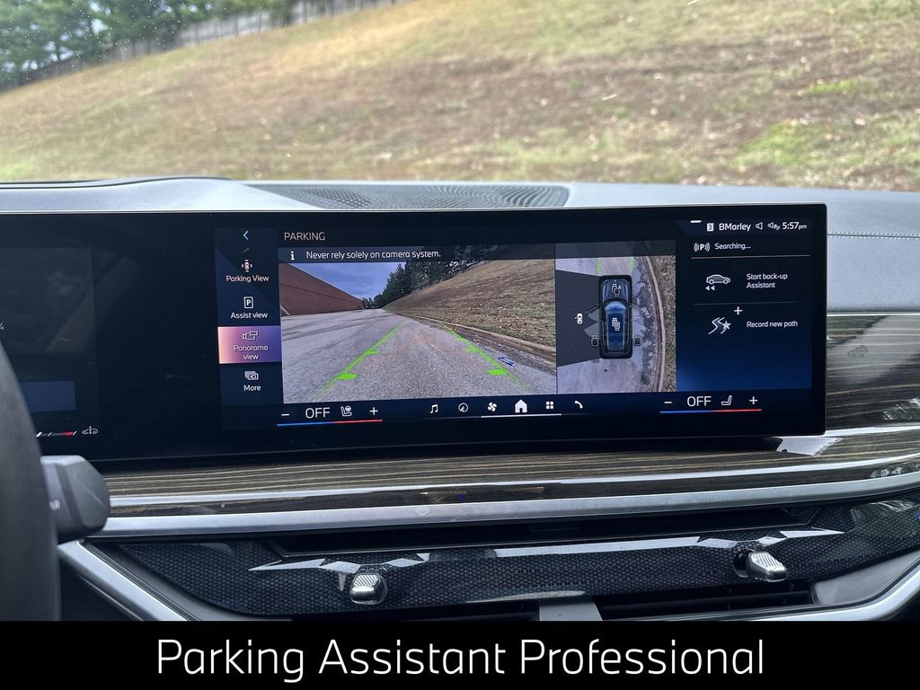 Certified 2024 BMW X7 xDrive40i w/ Premium Package image 22