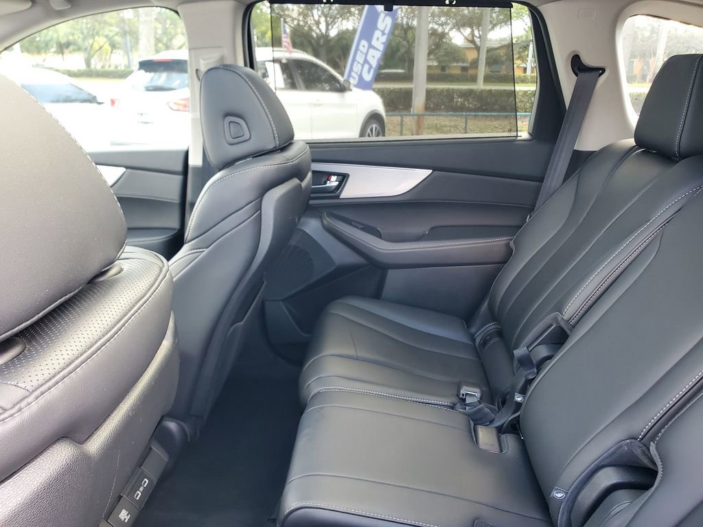 Certified 2024 Acura MDX FWD w/ Technology Package image 12