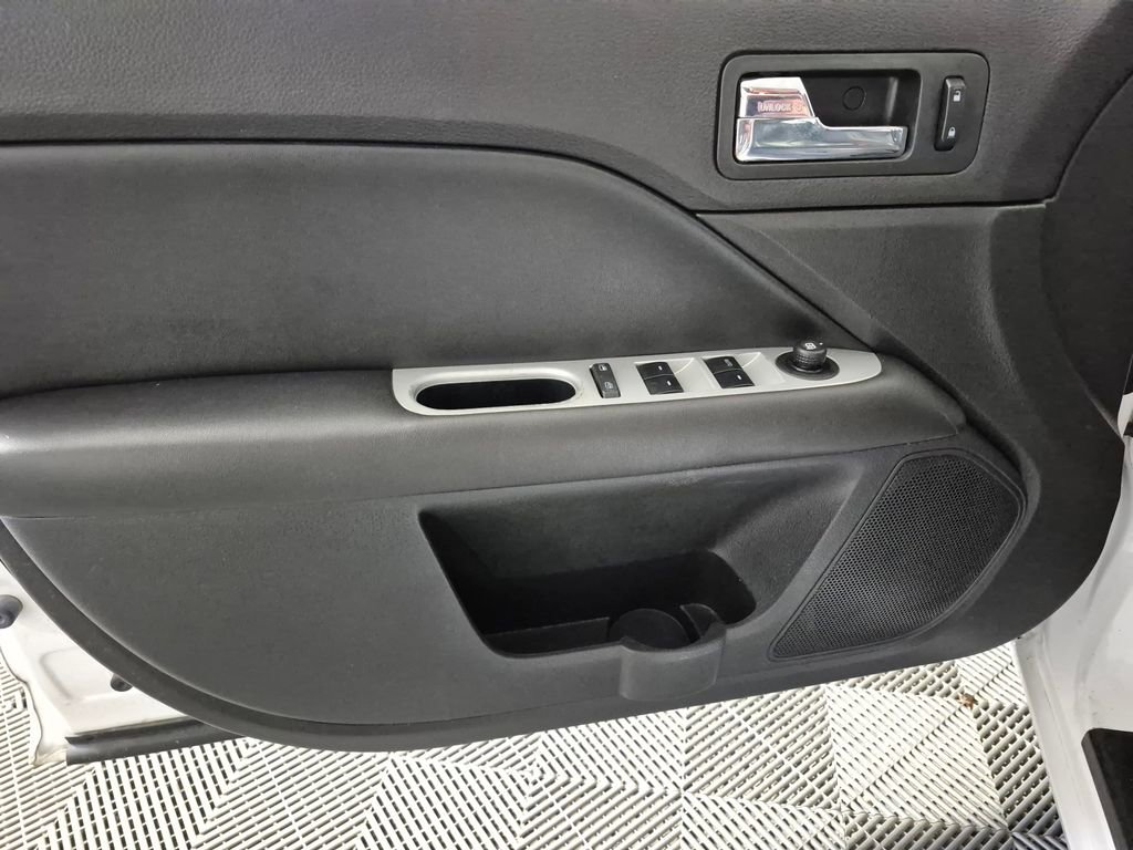 Used 2010 Mercury Milan Premier image 13