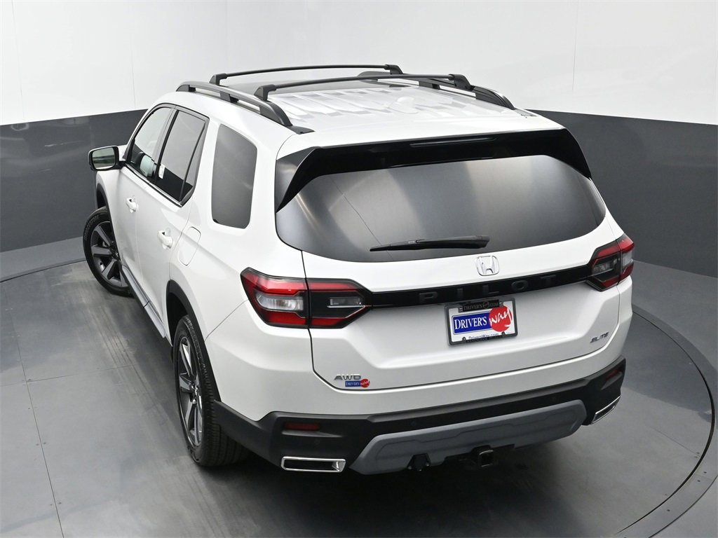 Used 2024 Honda Pilot Elite image 36