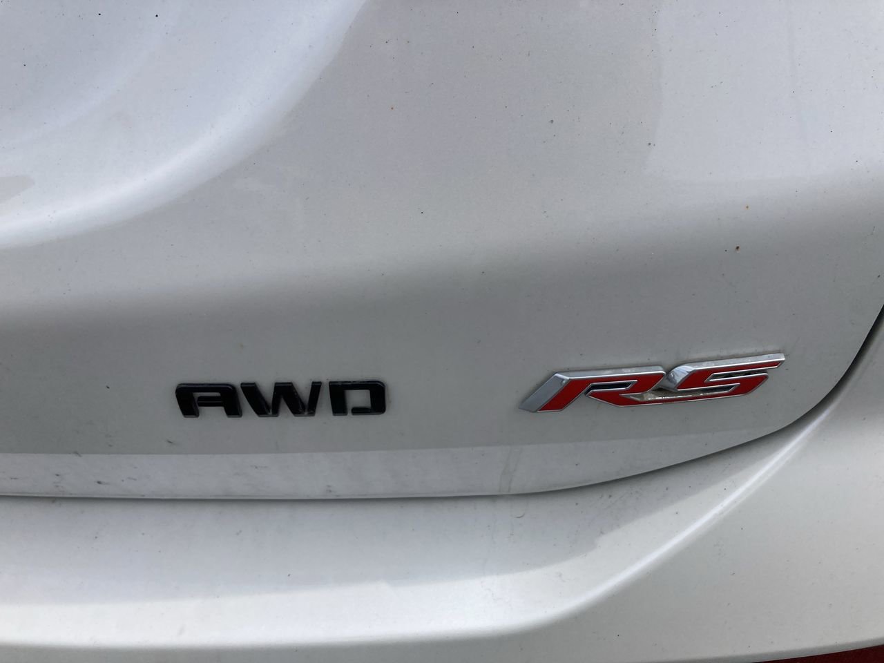 Used 2022 Chevrolet Equinox RS w/ LPO, Floor Liner Package AWD/4WD image 10