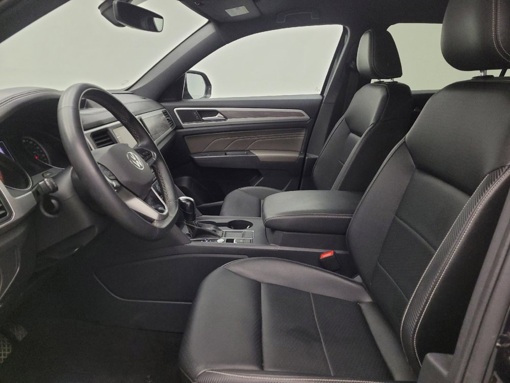 Used 2021 Volkswagen Atlas Cross Sport SE image 17