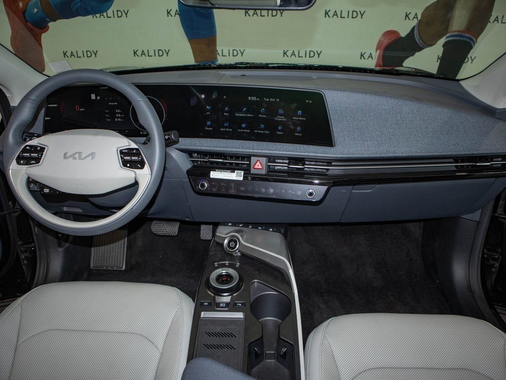 New 2023 Kia EV6 Wind image 3