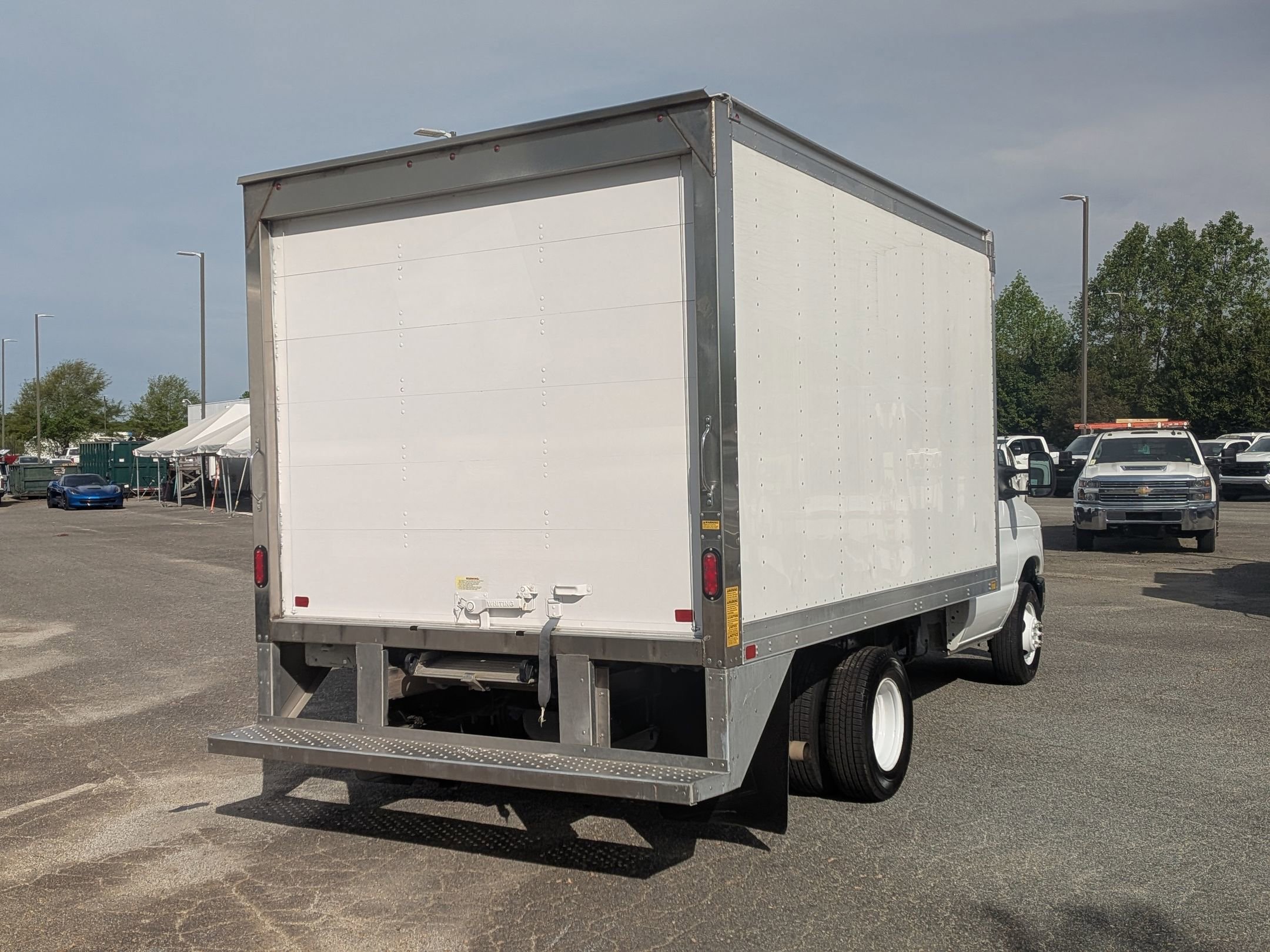 Used 2024 Ford E-350 and Econoline 350 Super Duty w/ Power Windows & Locks Group RWD image 9