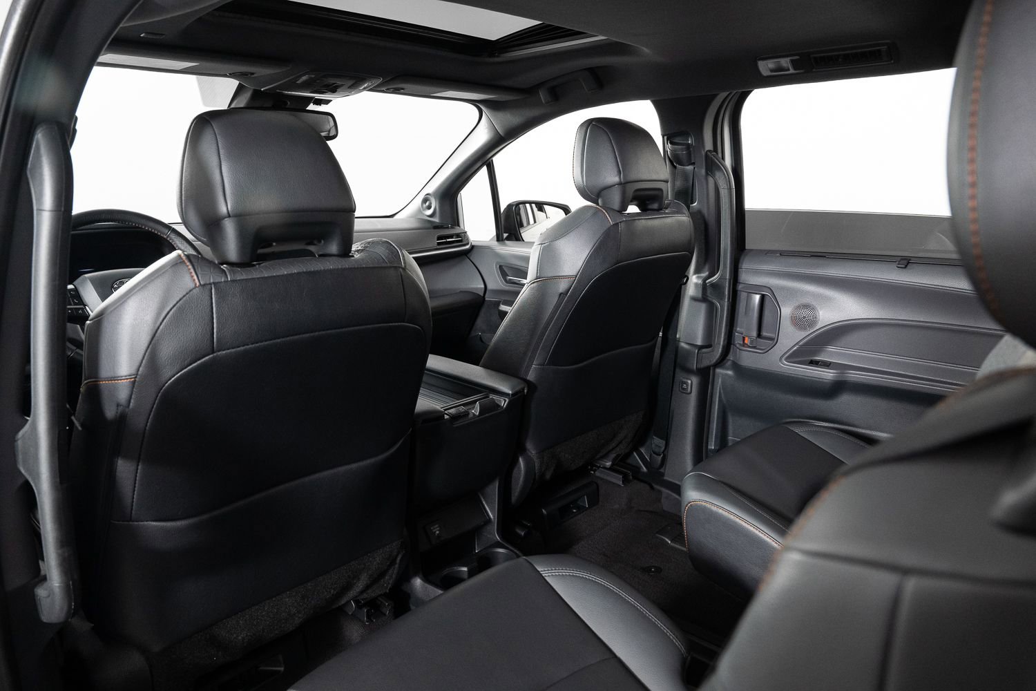 Used 2022 Toyota Sienna XSE image 20