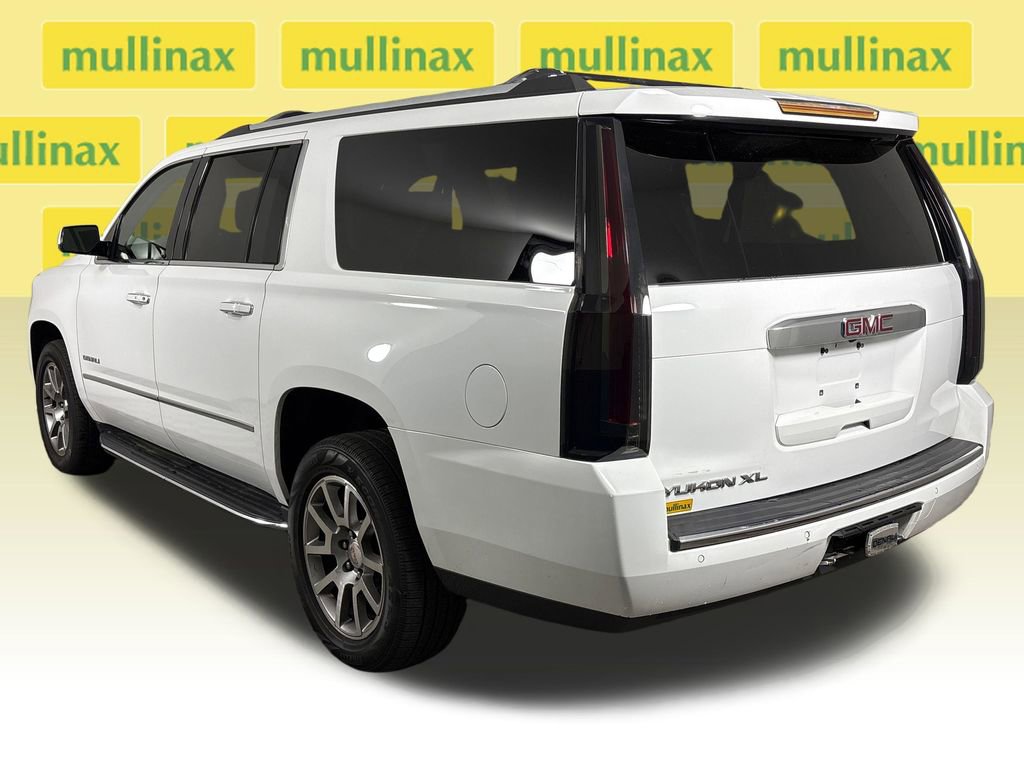 Used 2020 GMC Yukon XL Denali AWD/4WD image 12