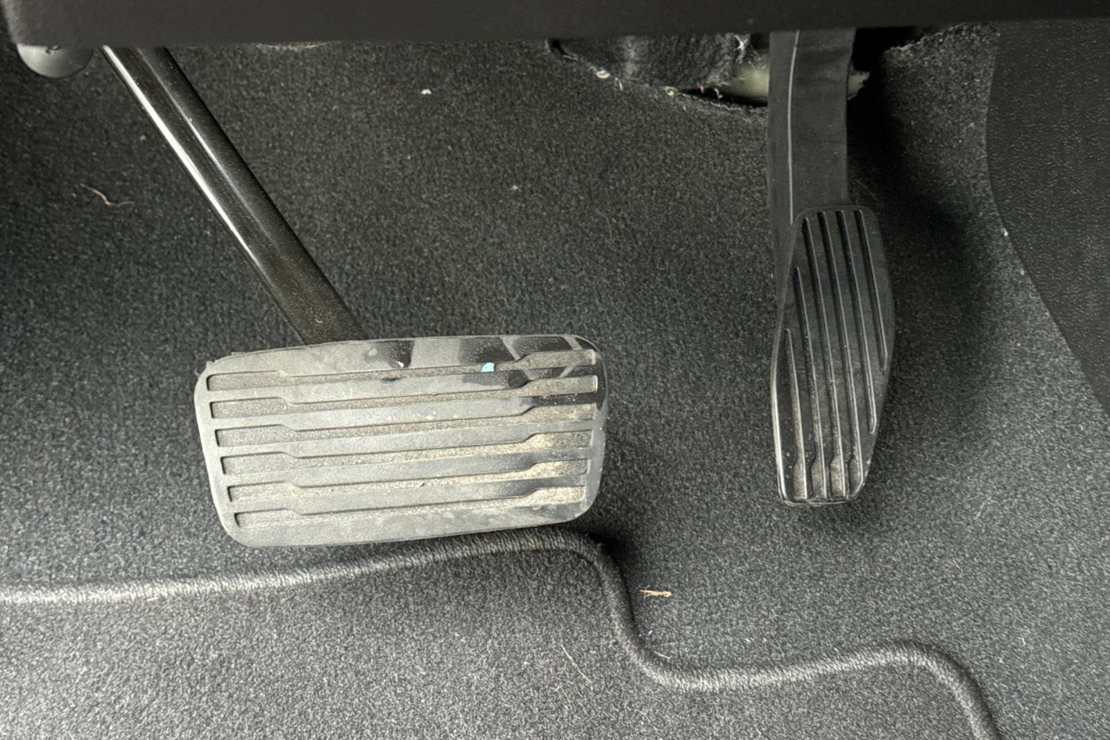 Used 2024 Chevrolet Suburban Premier image 40