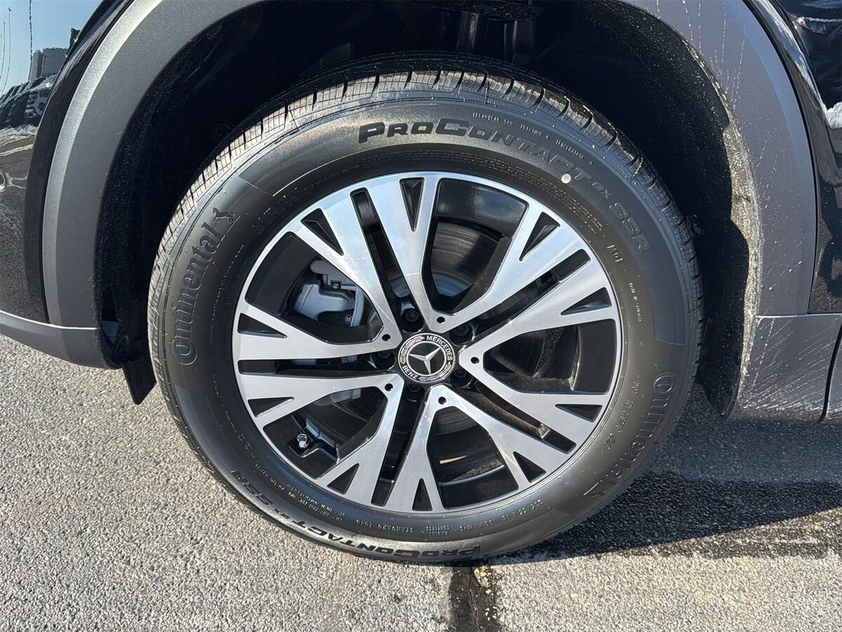 New 2026 Mercedes-Benz GLB 250 4MATIC image 9