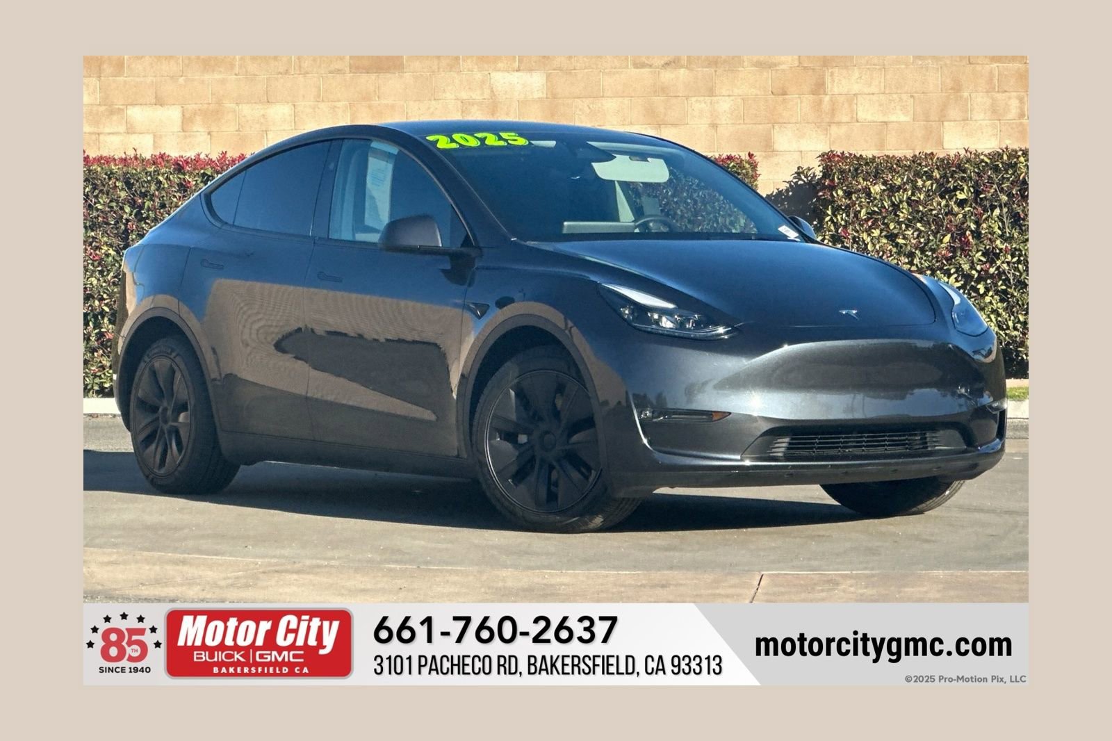 Used 2025 Tesla Model Y Long Range image 1
