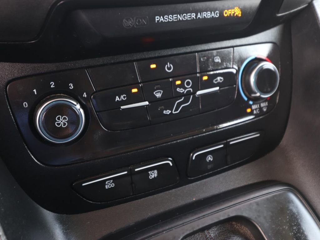 Used 2022 Ford Transit Connect XL FWD image 21
