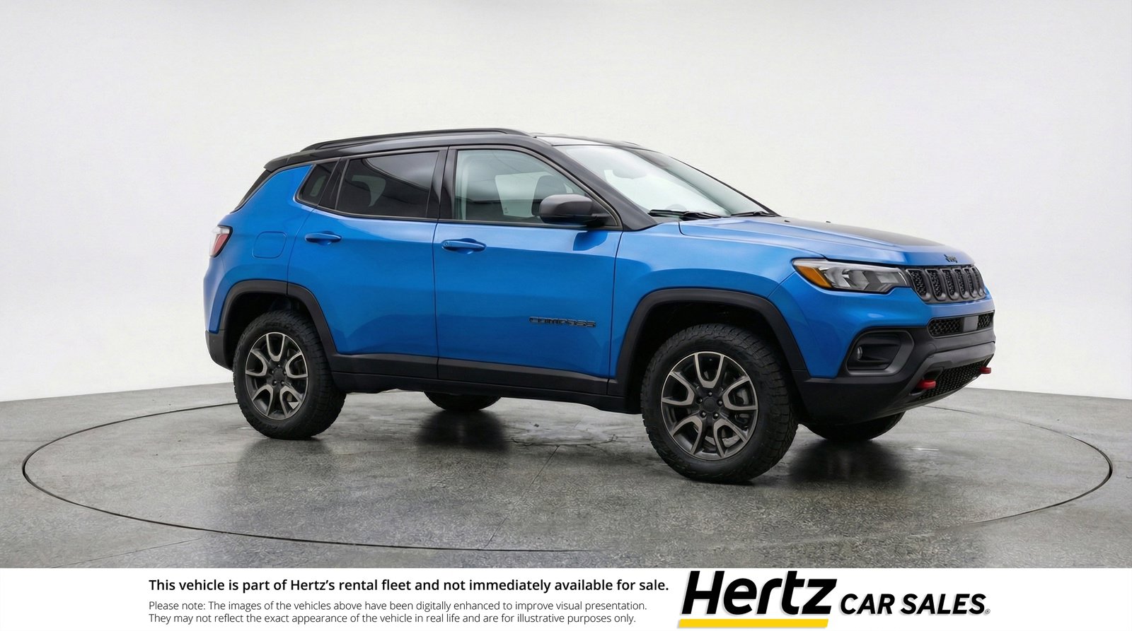 Used 2025 Jeep Compass Trailhawk image 1