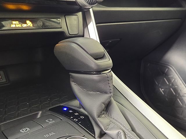 Used 2025 Toyota RAV4 XLE image 20