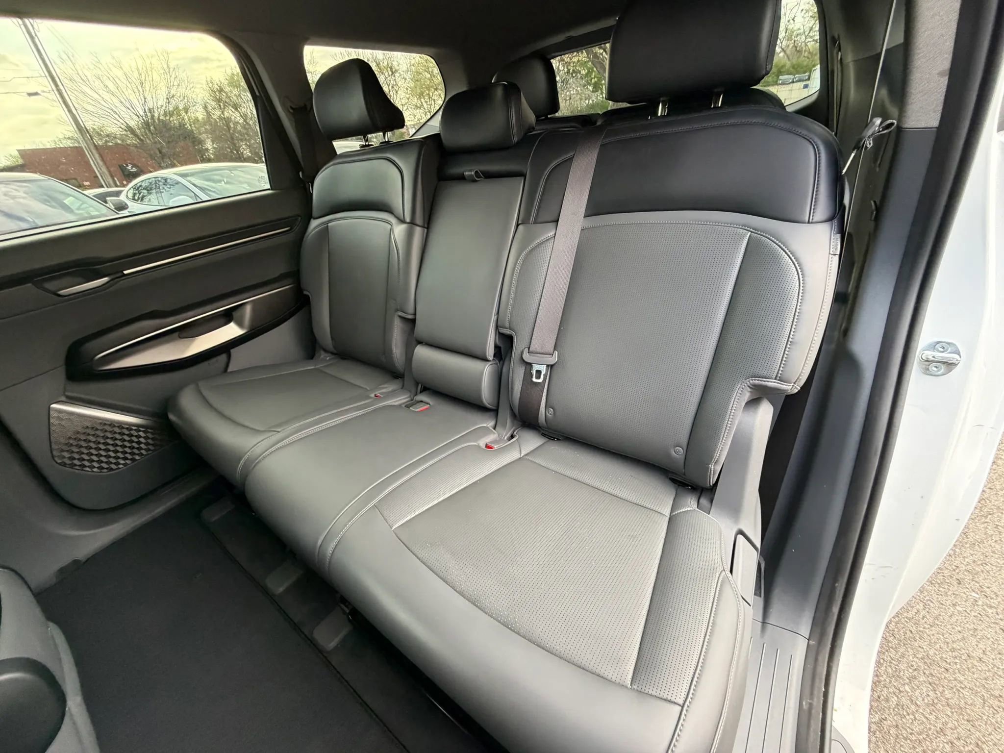 Used 2024 Kia EV9 Light image 16