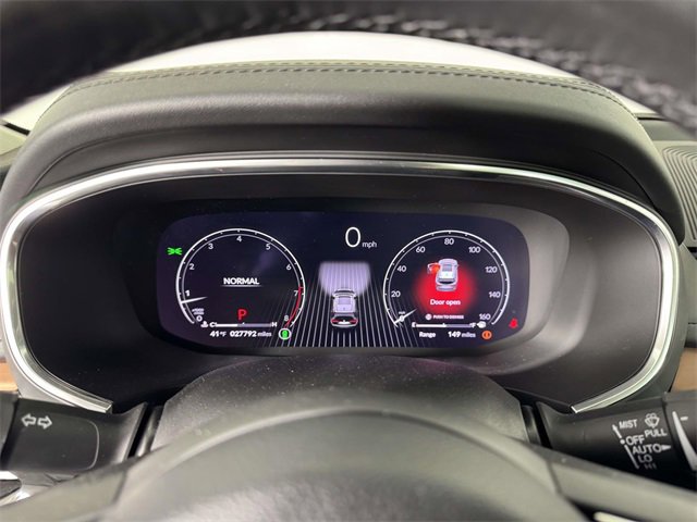 Used 2024 Acura MDX SH-AWD w/ Technology Package image 3