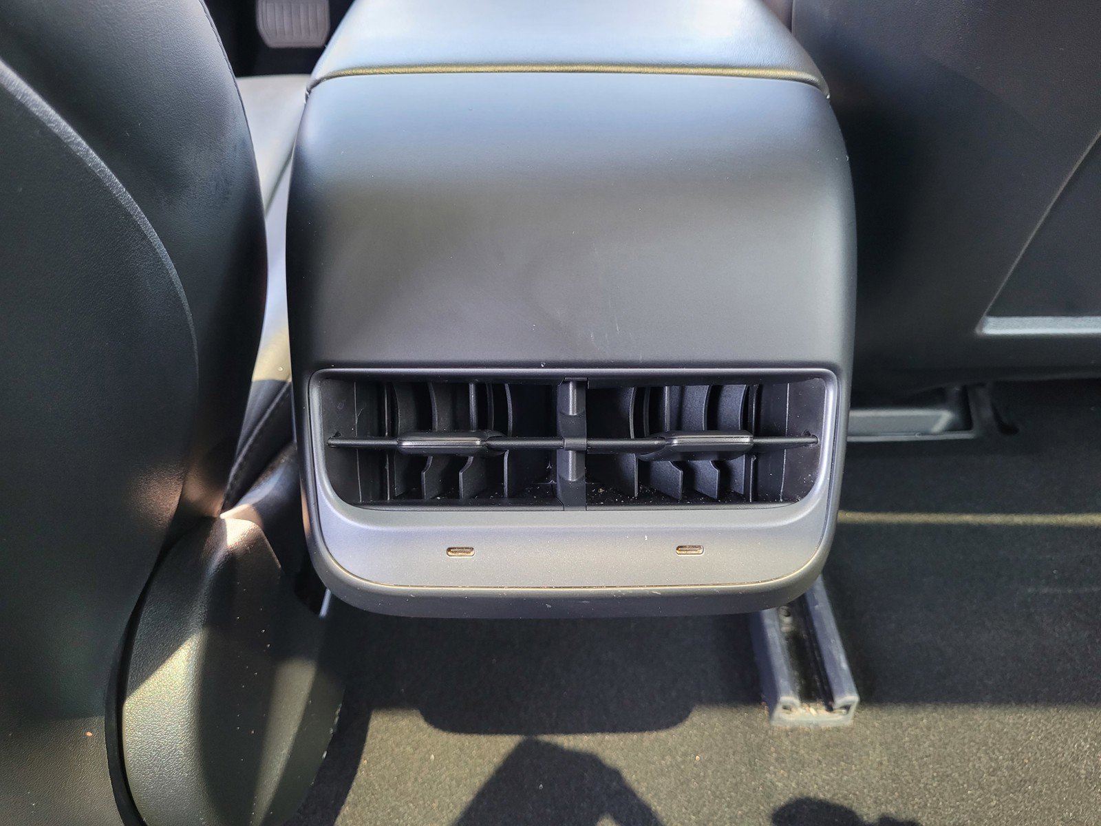 Used 2023 Tesla Model 3 Standard Range image 14